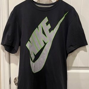 Nike Regular Fit Men's Crew Neck T-Shirt Size Large Black 100% Cotton